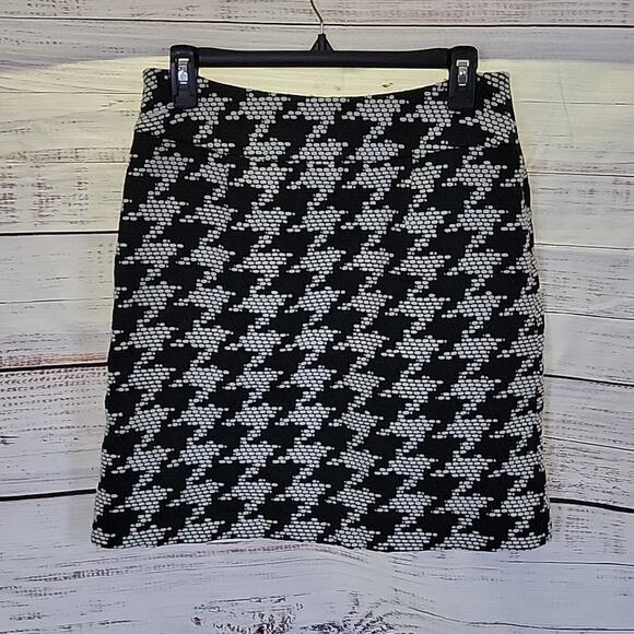 90s Vintage Black White Houndstooth Wool Blend Classic Knee Length Skirt Size 6 - Picture 5 of 5
